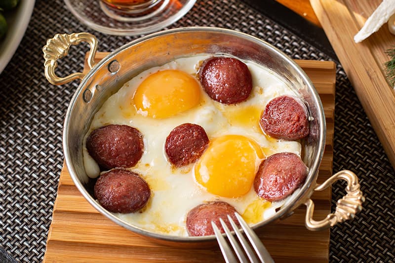 Sucuklu Yumurta